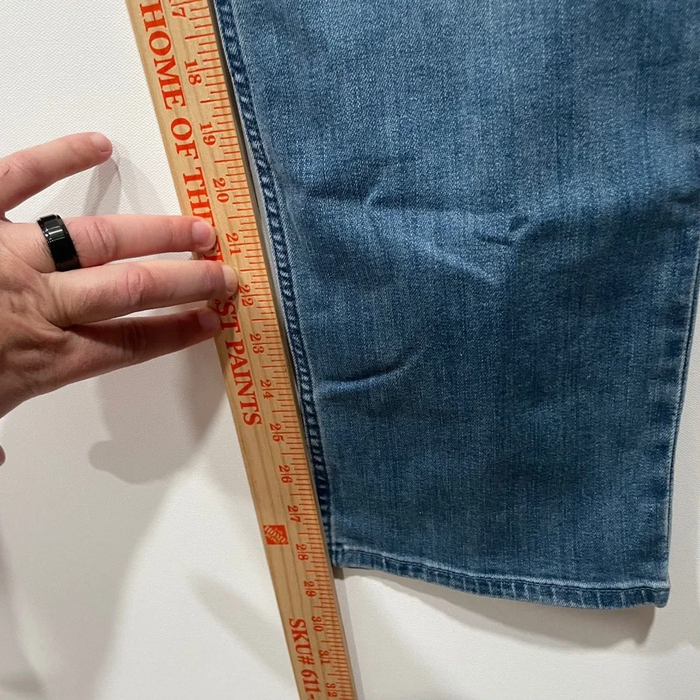 Calvin Klein Jeans Mens 30x30‎ Straight Medium Wash High Stretch Denim
